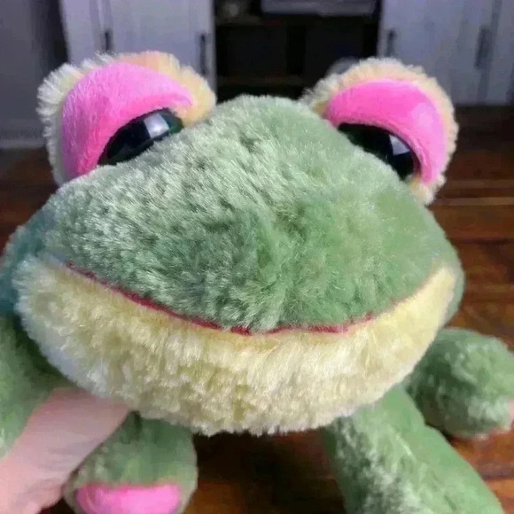 Frog Green Plush Stuffed Toy Big Eyes Pink Yellow 10" - Picture 1 of 6